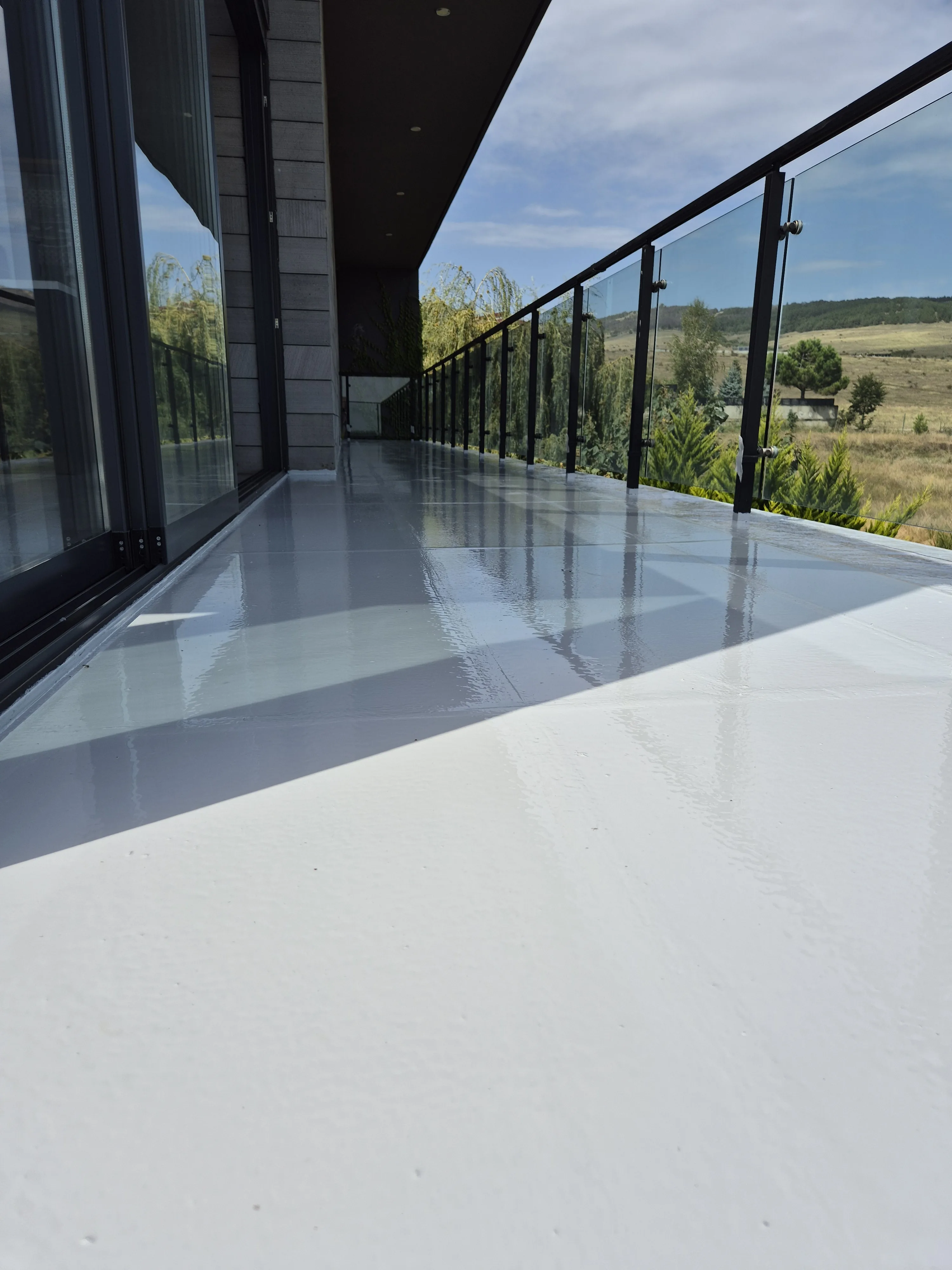 კერძო სახლის ტერასა წავკისში